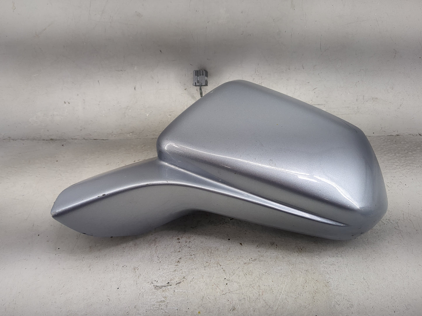 2016-2019 Chevrolet Camaro Driver Side View Mirror - Left Door Mirror OEM Used - Oemusedautoparts1.com