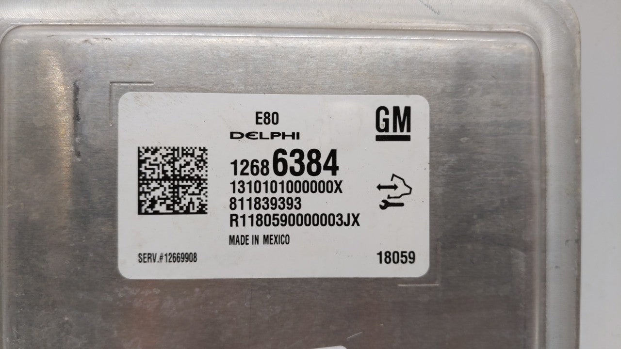 2017 Chevrolet Camaro PCM Engine Control Computer ECU ECM PCU OEM P/N:12677677 12686384, 12680876 Fits Fits 2018 2019 2020 O