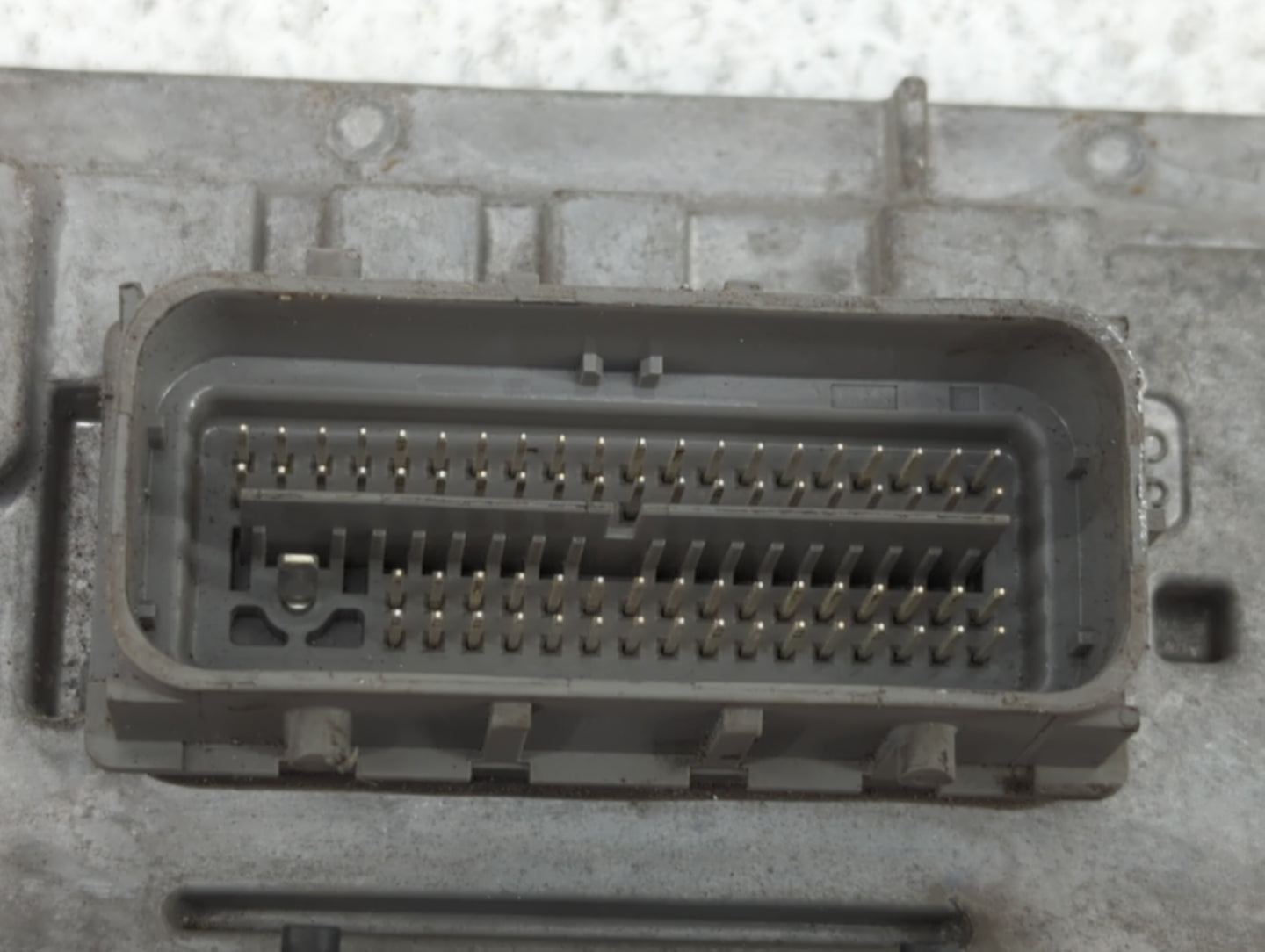 2017 Chevrolet Camaro PCM Engine Control Computer ECU ECM PCU OEM P/N:12669908 12686384, 12677677, 12680876 Fits Fits 2018 O