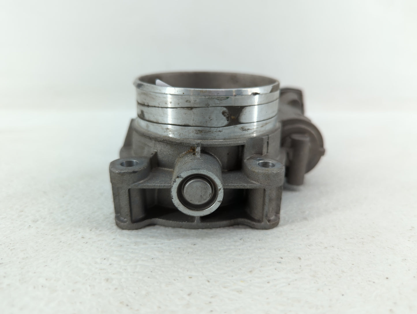 2016-2019 Chevrolet Camaro Throttle Body P/N:12676296AA 12671014, 12648414, 1267 1014 Fits Fits 2016 2017 2018 2019 OEM Used