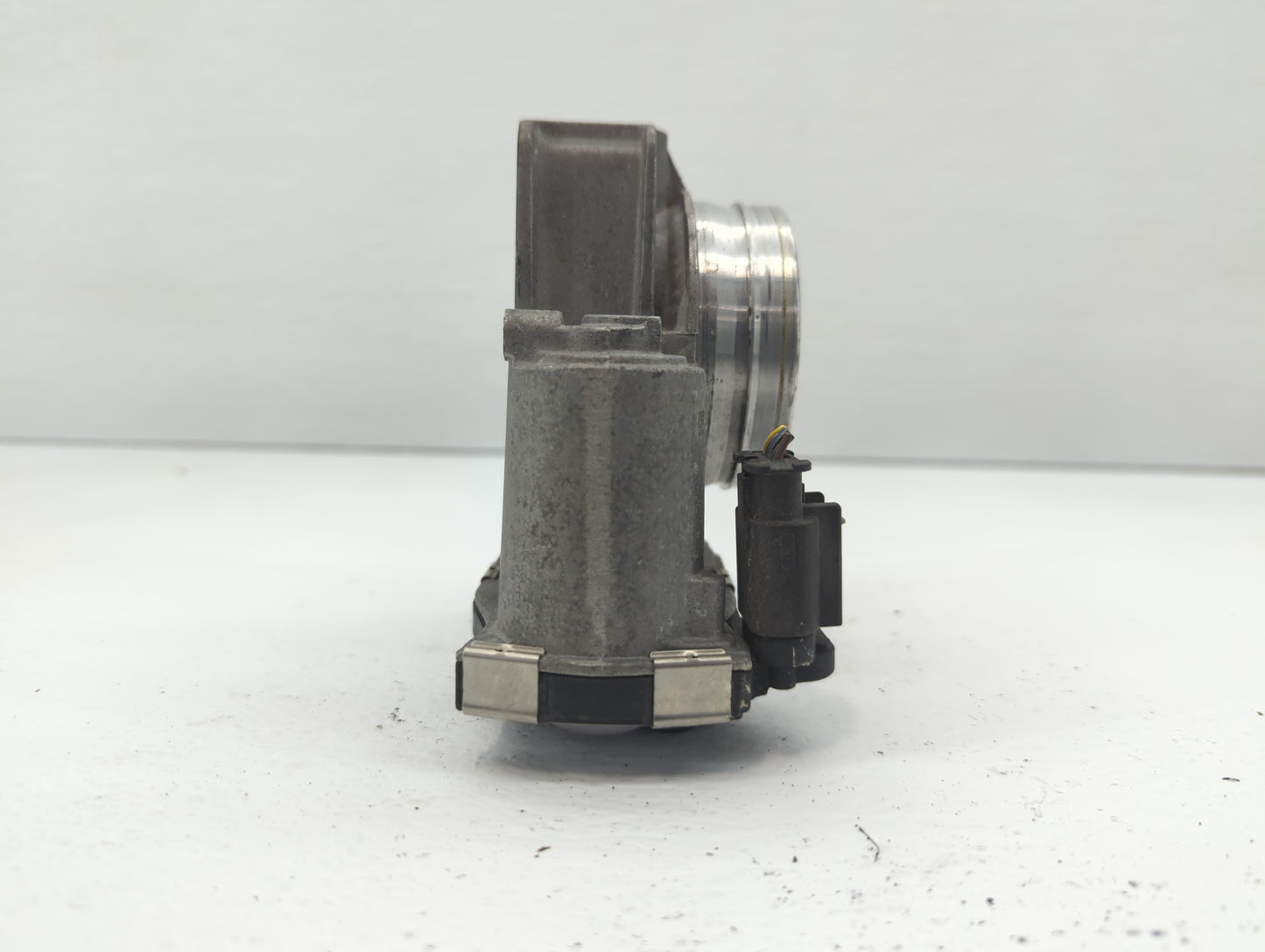 2016-2021 Chevrolet Camaro Throttle Body P/N:12669071DA 12670837AA Fits Fits 2013 2014 2015 2016 2017 2018 2019 2020 2021 OE