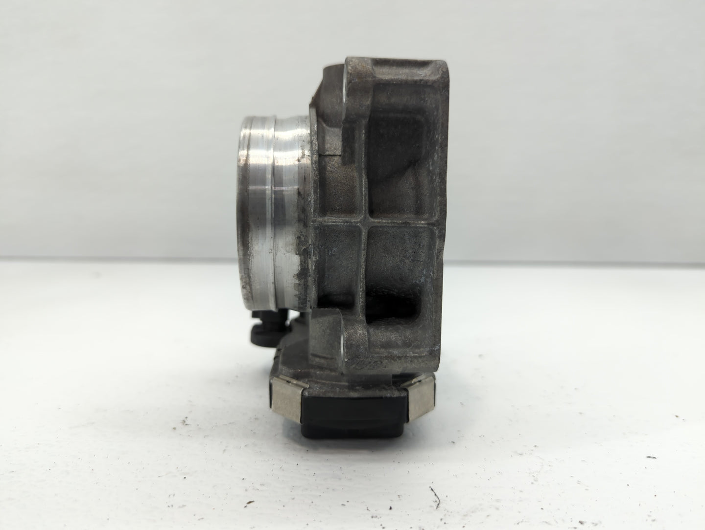 2016-2021 Chevrolet Camaro Throttle Body P/N:12669071DA 12670837AA Fits Fits 2013 2014 2015 2016 2017 2018 2019 2020 2021 OE
