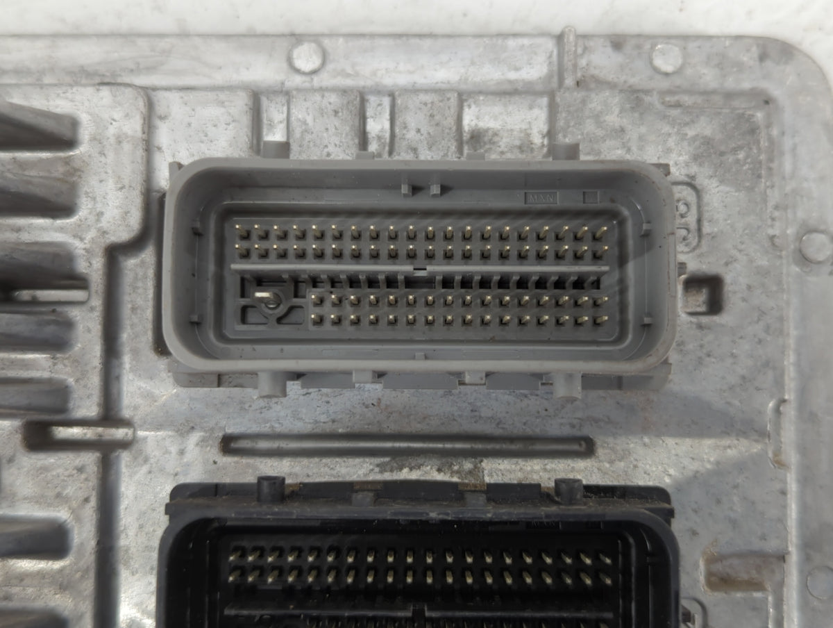 2017 Chevrolet Camaro PCM Engine Control Computer ECU ECM PCU OEM P/N:12669908 12681528, 12687296, 12697045 Fits 2018 2019 2
