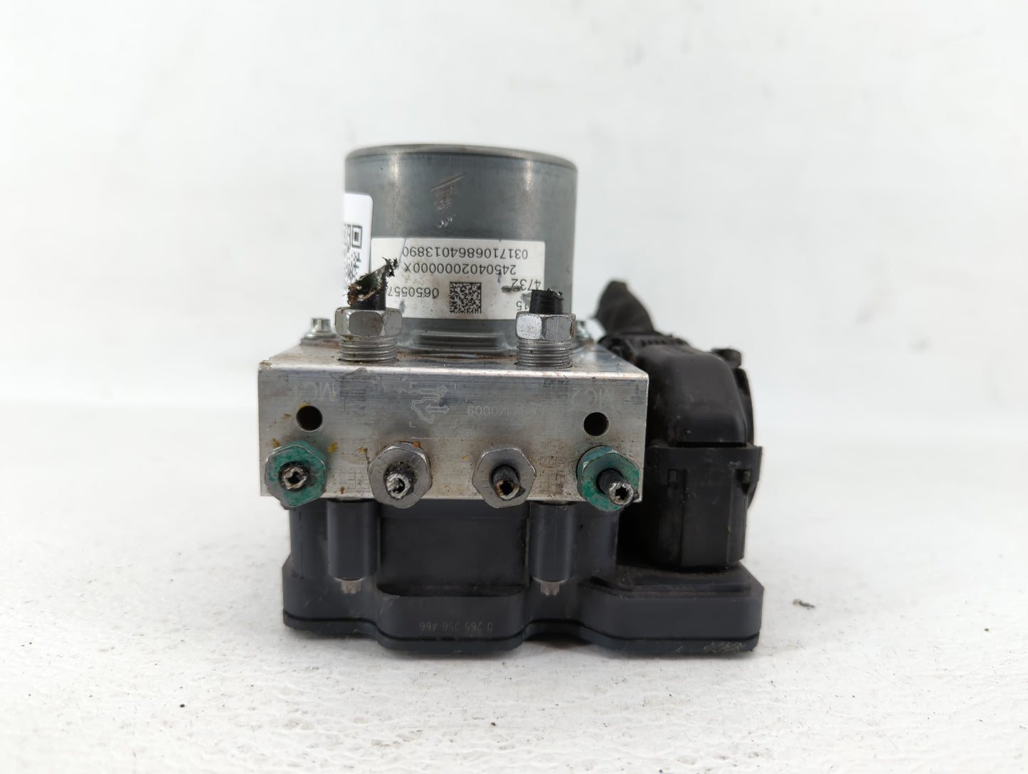 2017 Chevrolet Camaro ABS Pump Control Module Replacement P/N:065055766 Fits OEM Used Auto Parts - Oemusedautoparts1.com