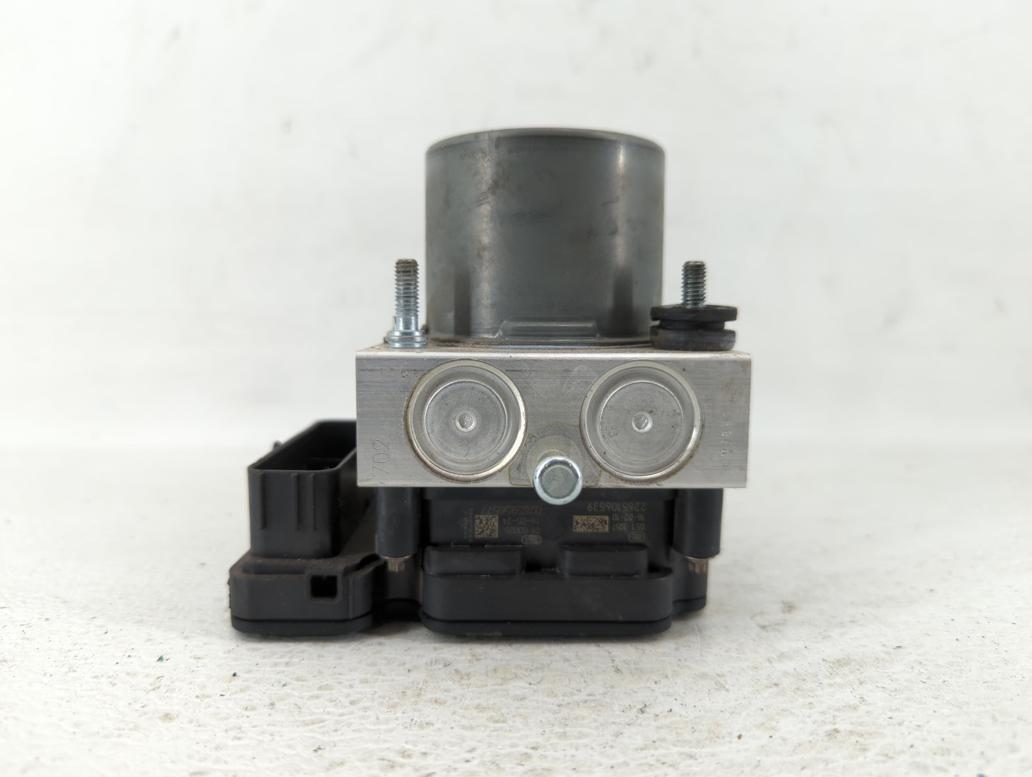 2017 Chevrolet Camaro ABS Pump Control Module Replacement P/N:84244637 84089247 Fits OEM Used Auto Parts - Oemusedautoparts1