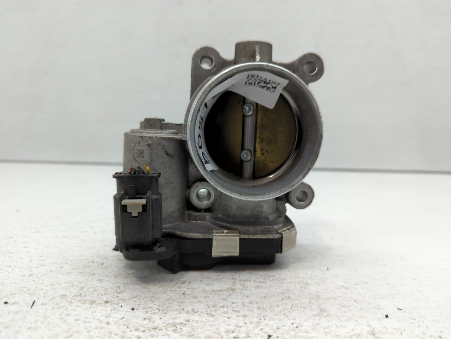 2016-2021 Chevrolet Camaro Throttle Body P/N:12670837AA Fits Fits 2013 2014 2015 2016 2017 2018 2019 2020 2021 OEM Used Auto