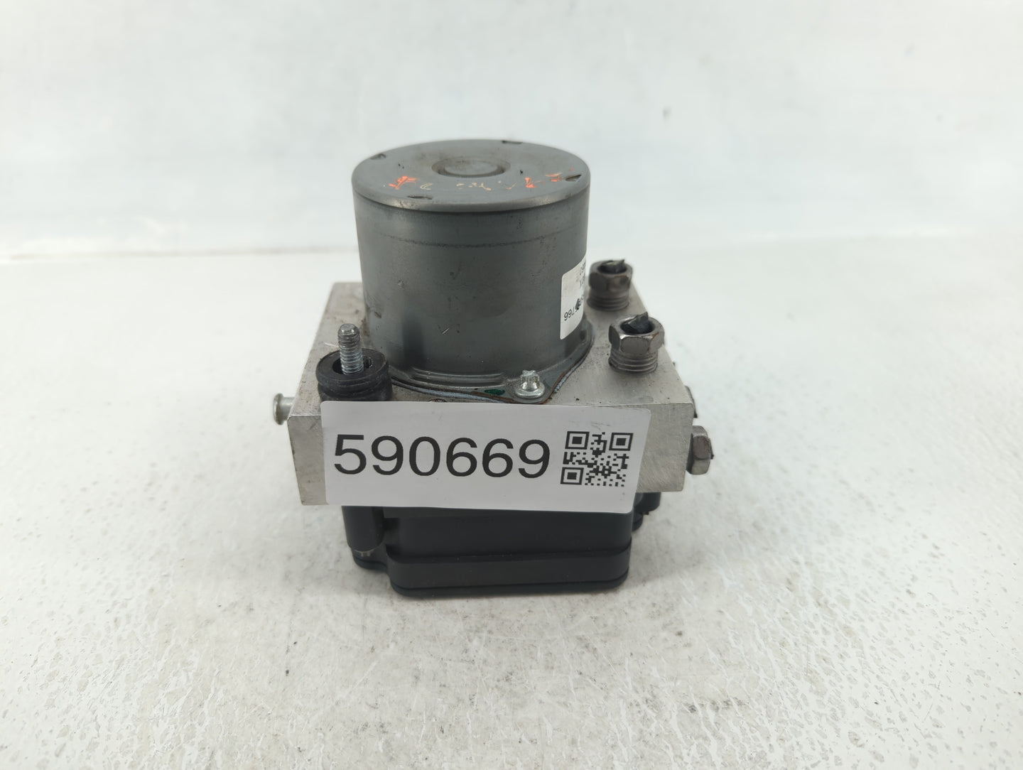 2017 Chevrolet Camaro ABS Pump Control Module Replacement P/N:84089247 Fits OEM Used Auto Parts - Oemusedautoparts1.com