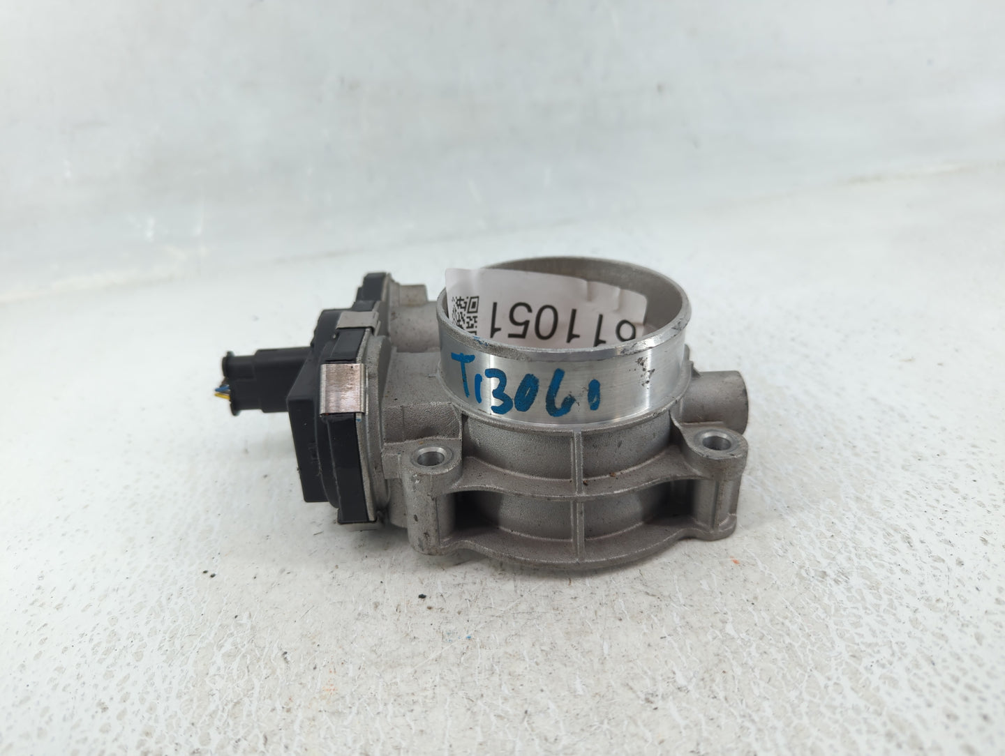2016-2021 Chevrolet Camaro Throttle Body P/N:12671014 Fits Fits 2016 2017 2018 2019 2020 2021 2022 OEM Used Auto Parts - Oem