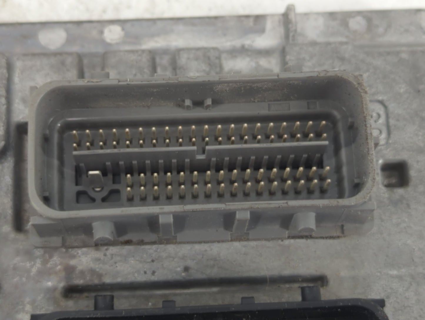 2017 Chevrolet Camaro PCM Engine Control Computer ECU ECM PCU OEM P/N:12680968 Fits Fits 2018 2019 2020 OEM Used Auto Parts 
