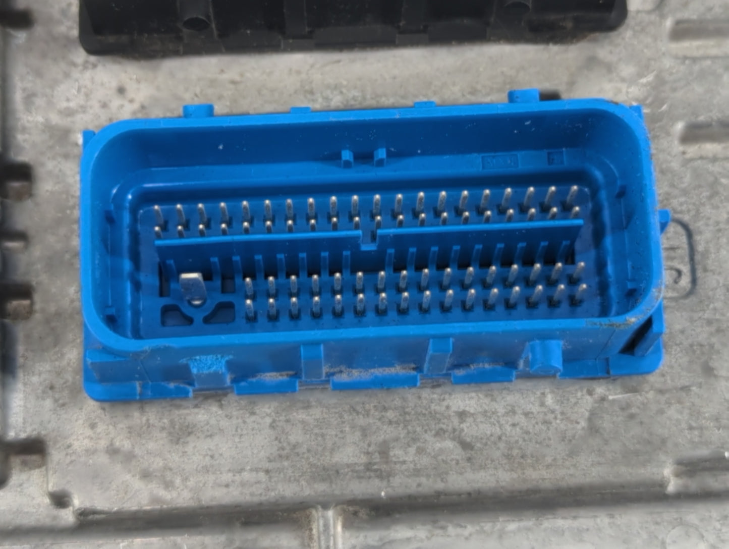 2017 Chevrolet Camaro PCM Engine Control Computer ECU ECM PCU OEM P/N:12680968 Fits Fits 2018 2019 2020 OEM Used Auto Parts 