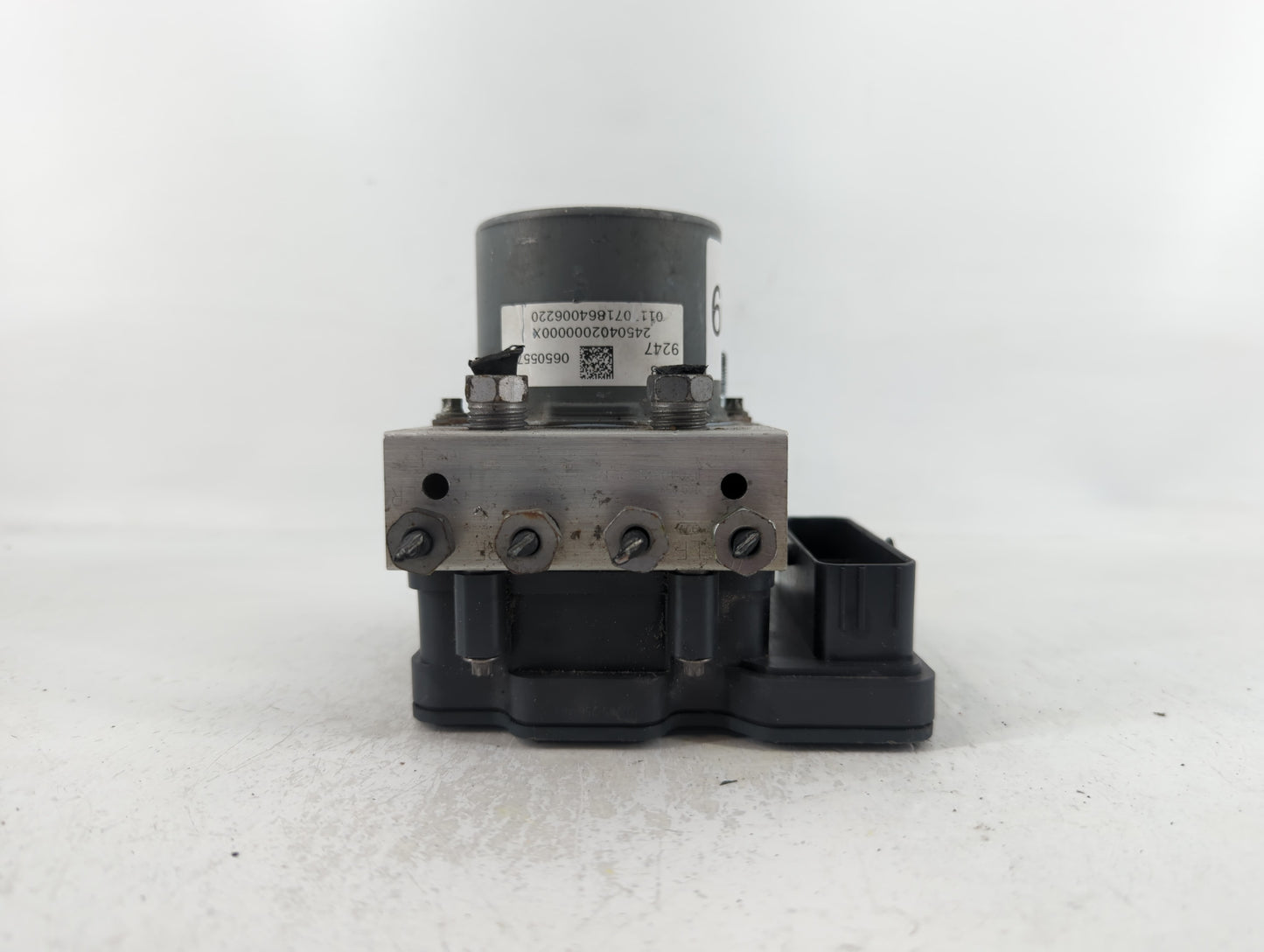 2017 Chevrolet Camaro ABS Pump Control Module Replacement P/N:84089247 245040200 Fits OEM Used Auto Parts - Oemusedautoparts