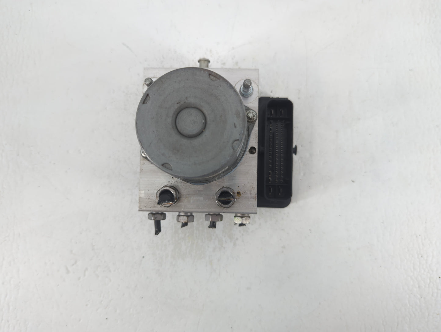 2017 Chevrolet Camaro ABS Pump Control Module Replacement P/N:84089247 245040200 Fits OEM Used Auto Parts - Oemusedautoparts