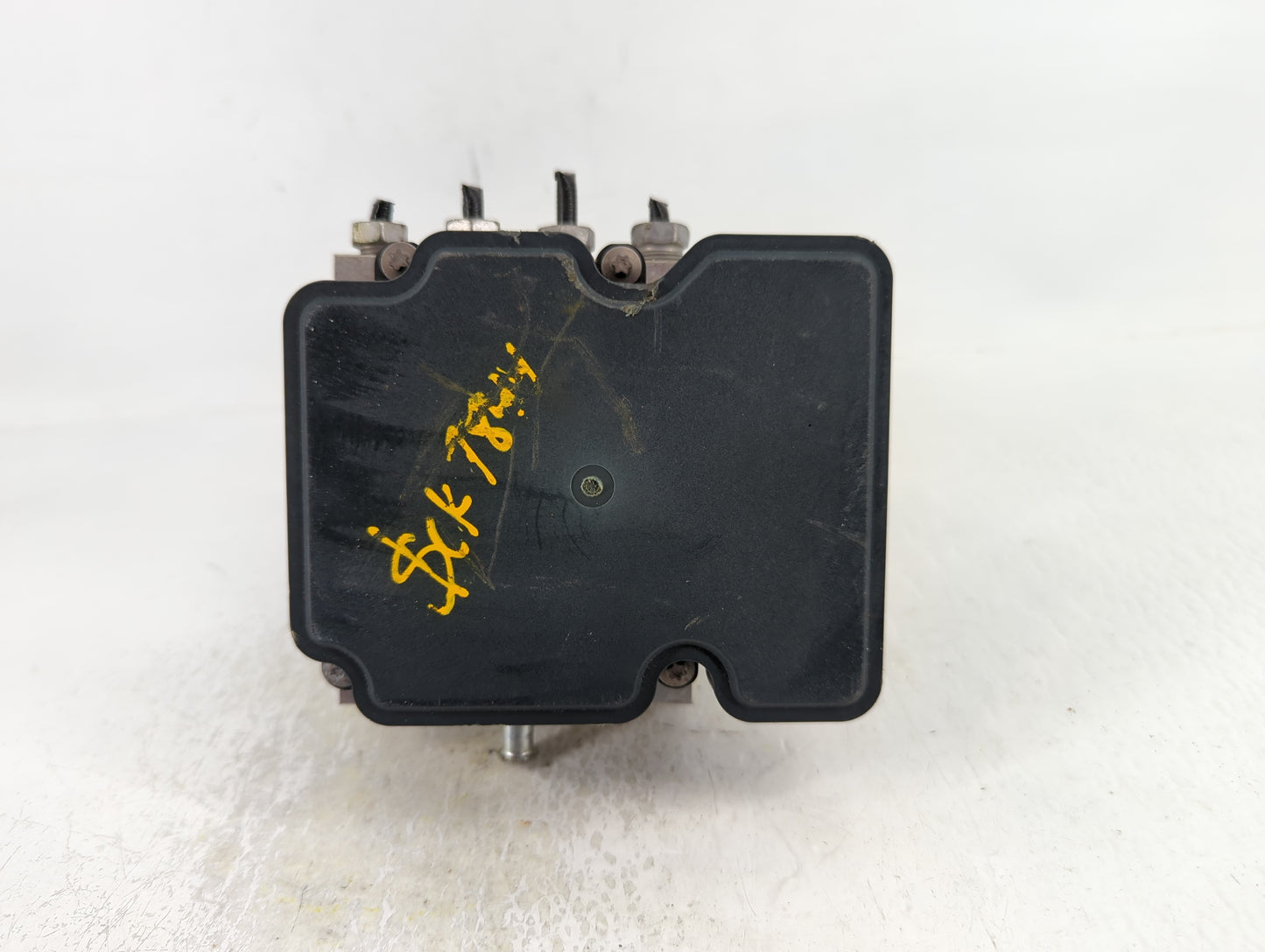 2017 Chevrolet Camaro ABS Pump Control Module Replacement P/N:245040200 Fits OEM Used Auto Parts - Oemusedautoparts1.com