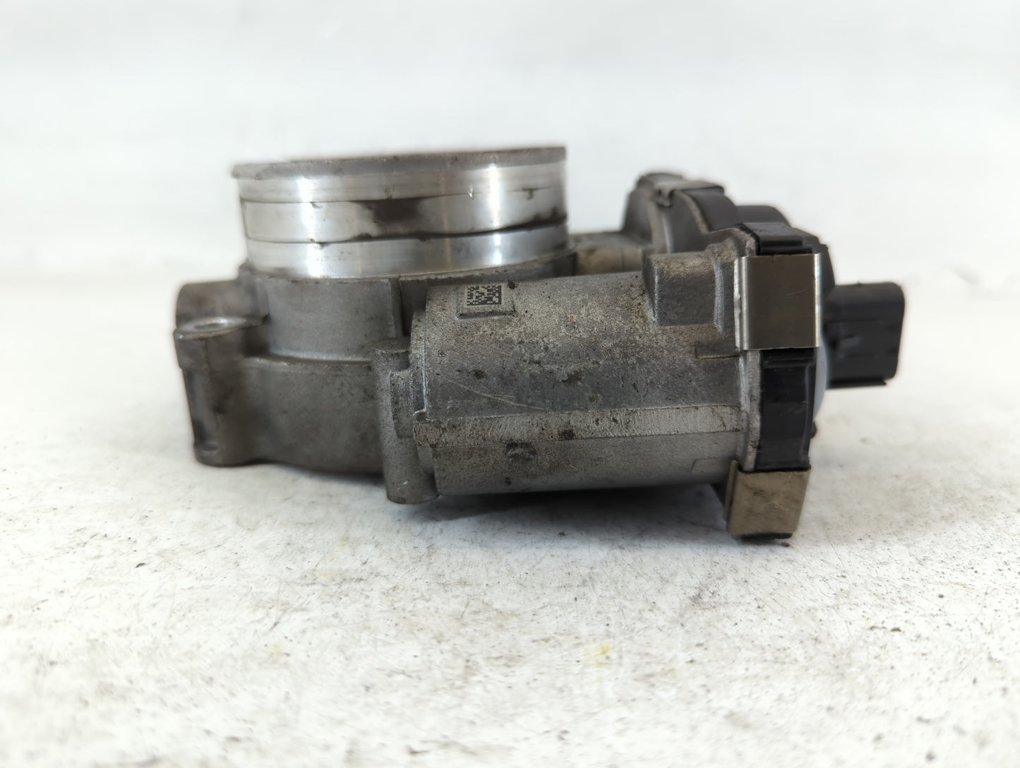 2016-2021 Chevrolet Camaro Throttle Body P/N:12671014 Fits Fits 2016 2017 2018 2019 2020 2021 2022 OEM Used Auto Parts - Oem