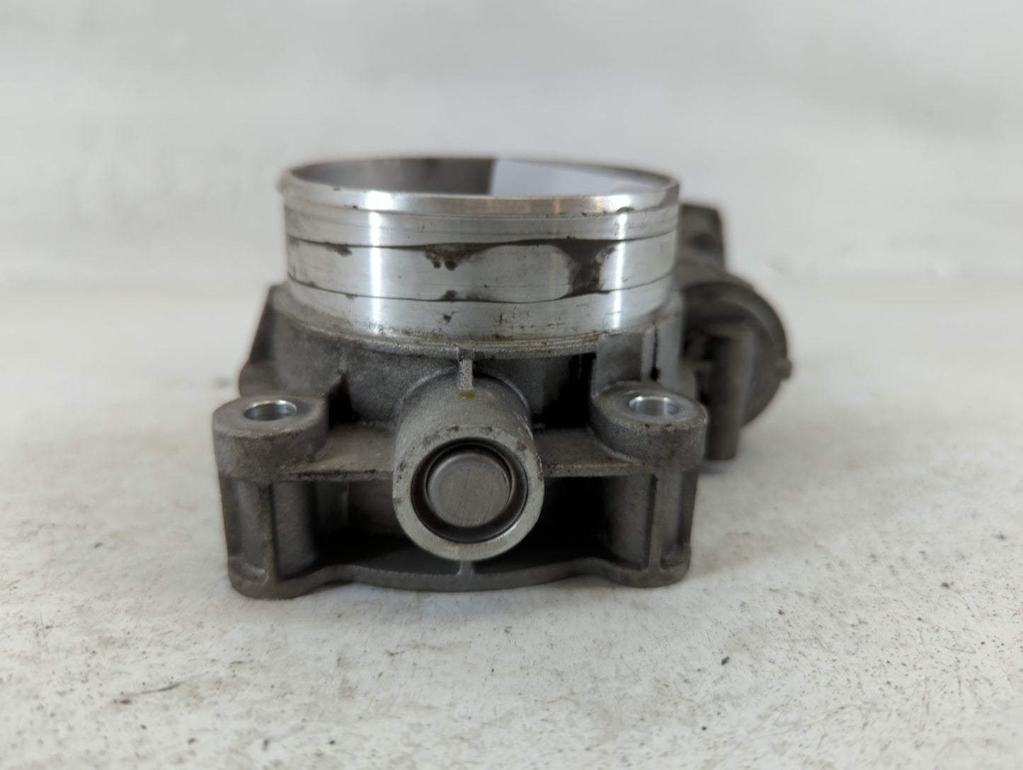 2016-2021 Chevrolet Camaro Throttle Body P/N:12671014 Fits Fits 2016 2017 2018 2019 2020 2021 2022 OEM Used Auto Parts - Oem