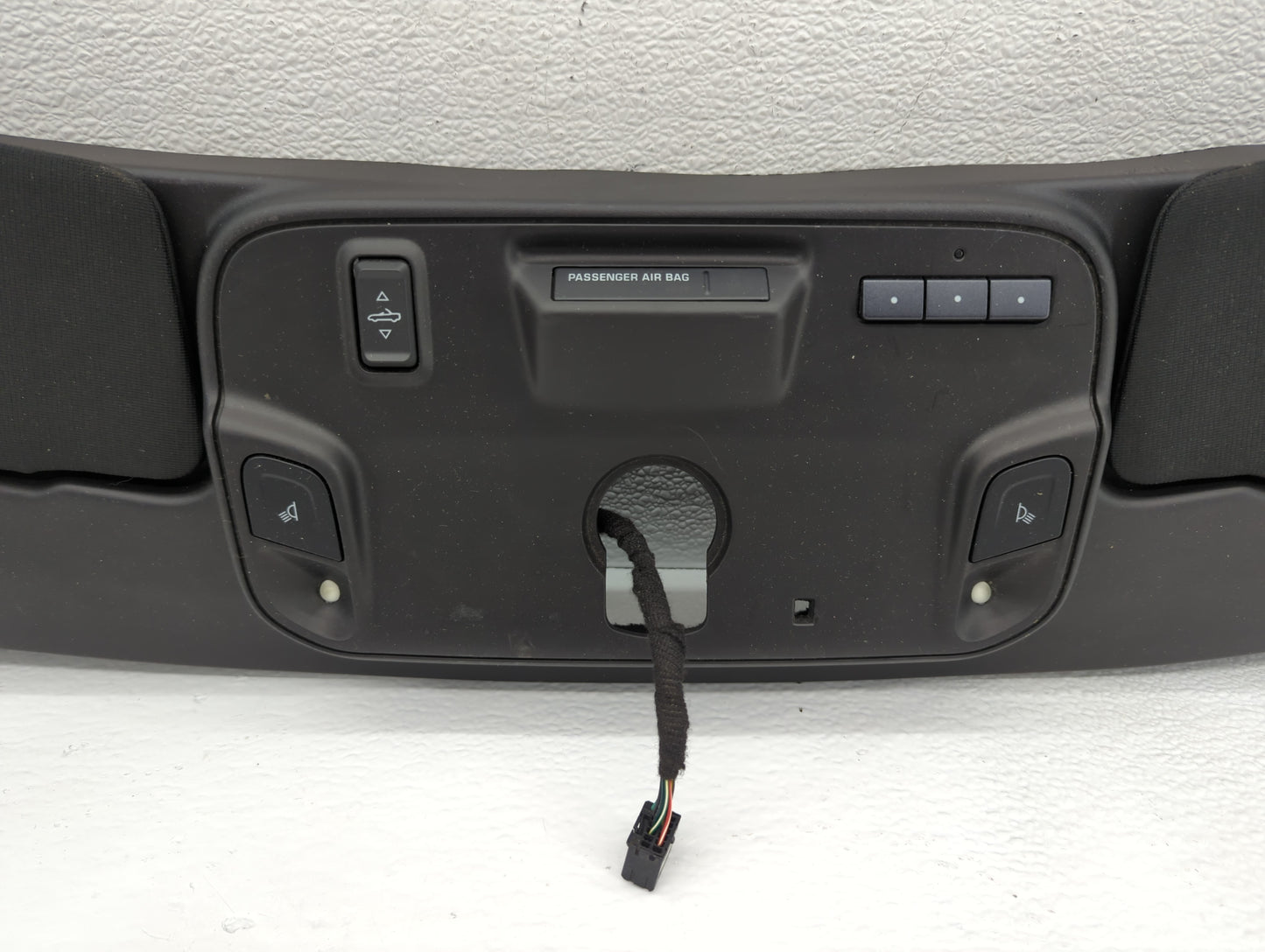 2017 Chevrolet Camaro Interior Windshield Trim W/Sun Visors - Oemusedautoparts1.com