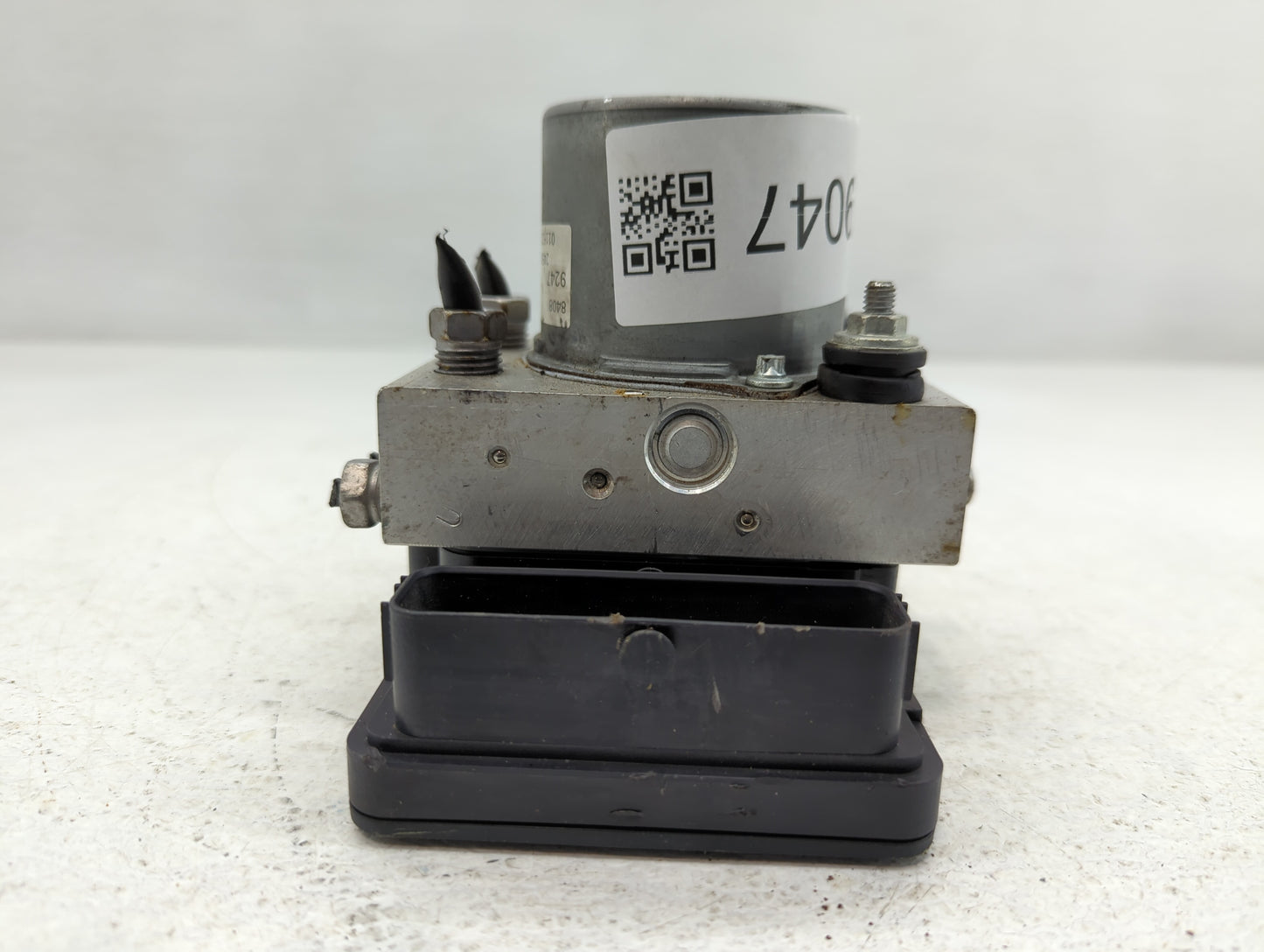 2017 Chevrolet Camaro ABS Pump Control Module Replacement P/N:065055766 245040200 Fits OEM Used Auto Parts - Oemusedautopart
