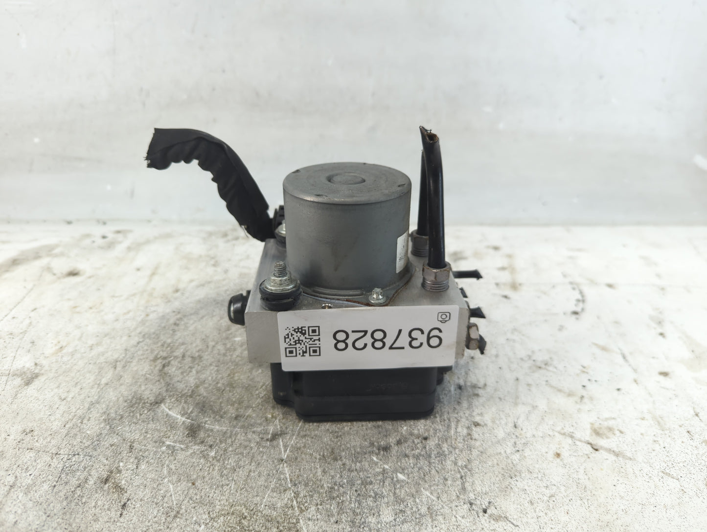 2017 Chevrolet Camaro ABS Pump Control Module Replacement P/N:06505576 8408 9247 Fits OEM Used Auto Parts - Oemusedautoparts