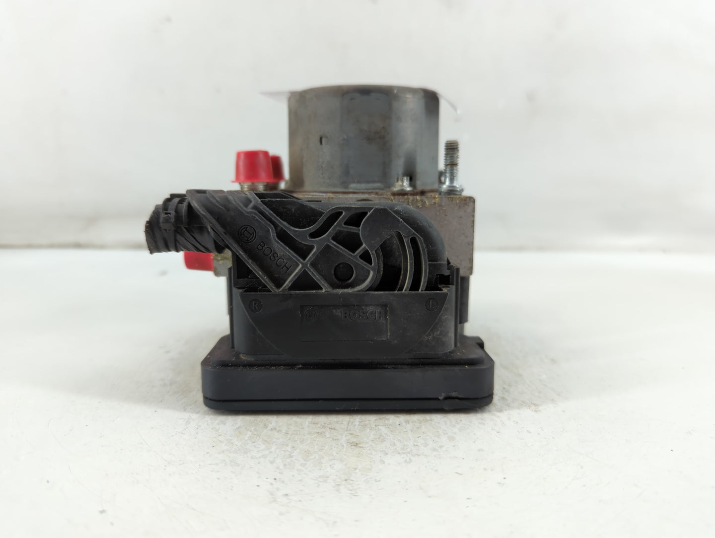 2017-2018 Chevrolet City Express ABS Pump Control Module Replacement P/N:47660 9SE0A Fits Fits 2017 2018 OEM Used Auto Parts