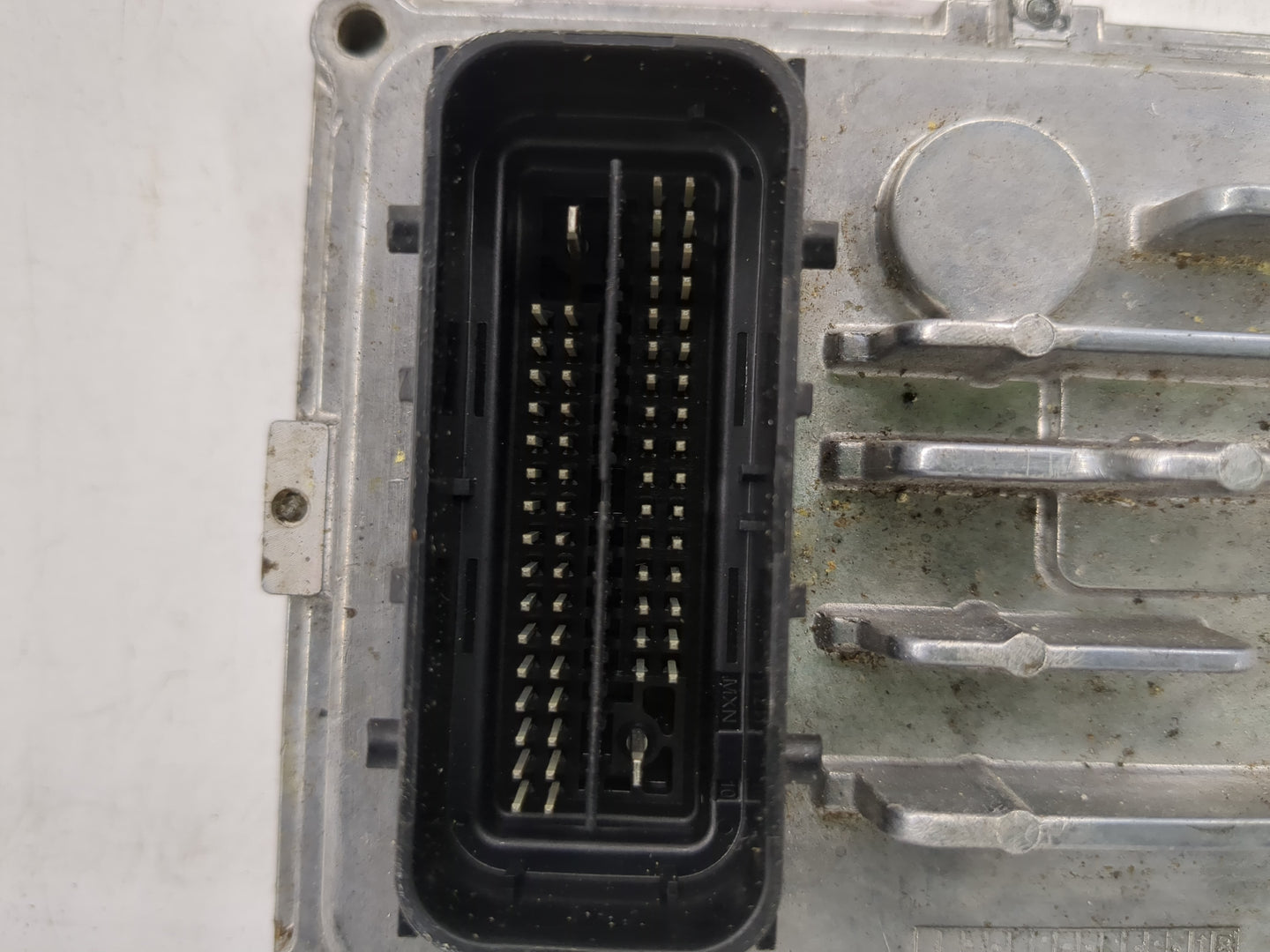 2017-2022 Chevrolet Colorado Transmission Control Module Tcu Tcm - Oemusedautoparts1.com