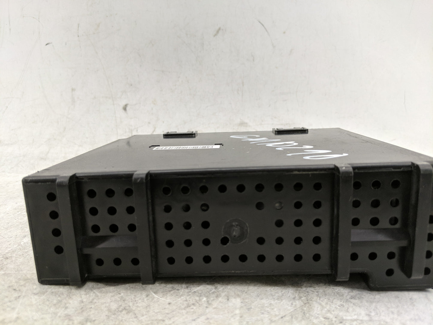 2017-2019 Chevrolet Colorado Radio AM FM Cd Player Receiver Replacement P/N:84278545 Fits Fits 2017 2018 2019 OEM Used Auto 