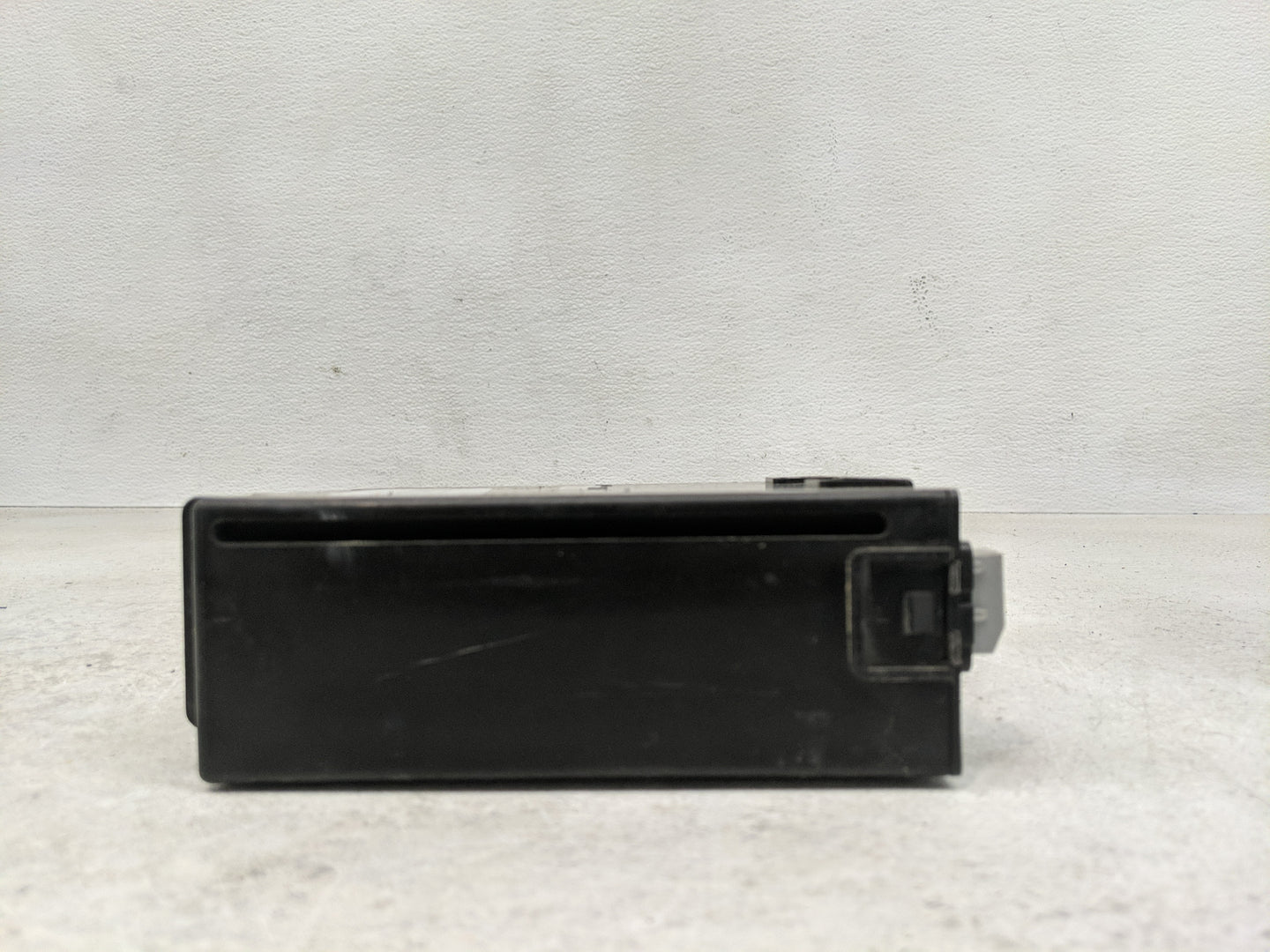 2015-2019 Chevrolet Colorado Radio AM FM Cd Player Receiver Replacement P/N:84102328 Fits Fits 2015 2016 2017 2018 2019 OEM 
