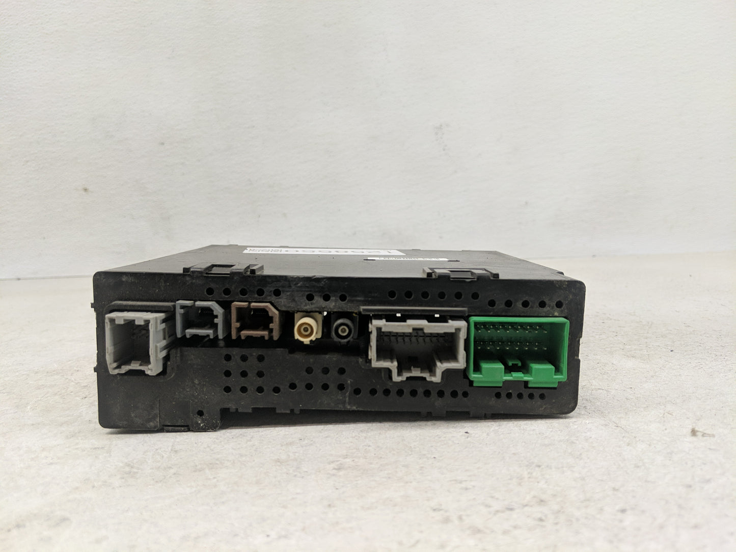 2015-2019 Chevrolet Colorado Radio AM FM Cd Player Receiver Replacement P/N:84102328 Fits Fits 2015 2016 2017 2018 2019 OEM 