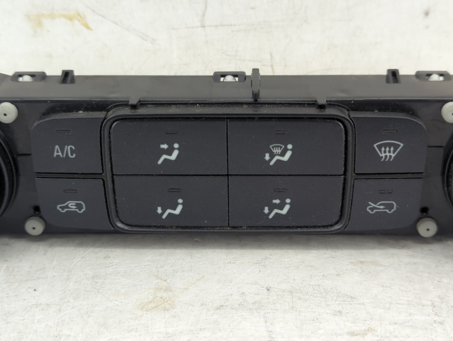 2015-2022 Chevrolet Colorado Climate Control Module Temperature AC/Heater Replacement P/N:815372982 84164473 Fits OEM Used A