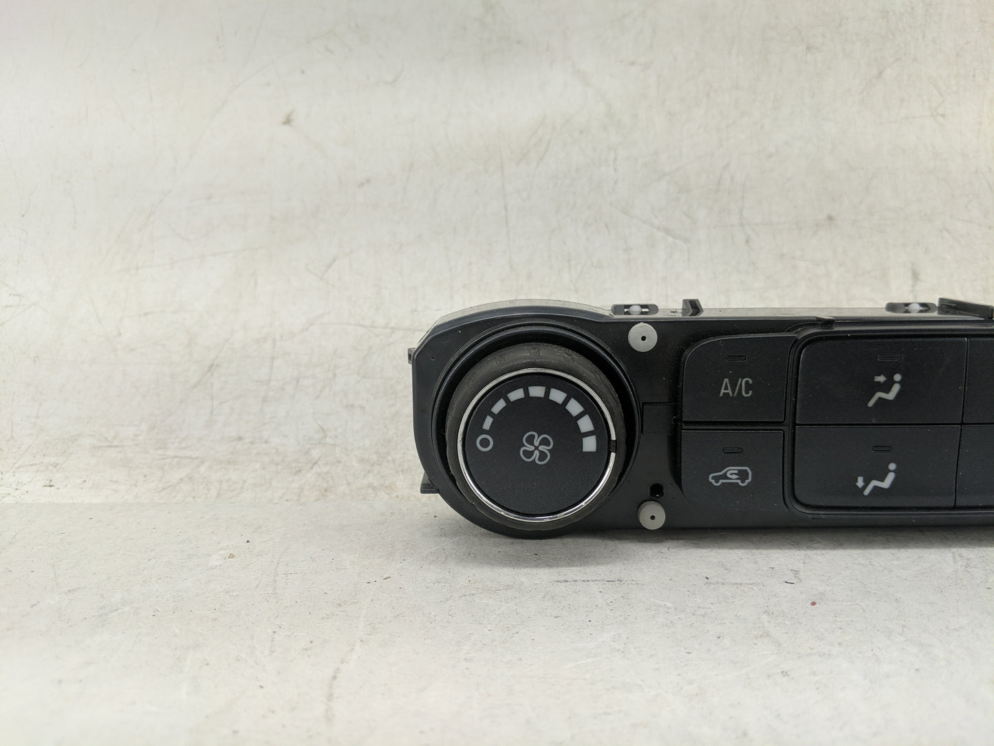 2015-2022 Chevrolet Colorado Climate Control Module Temperature AC/Heater Replacement P/N:84164472 815372982 Fits OEM Used A