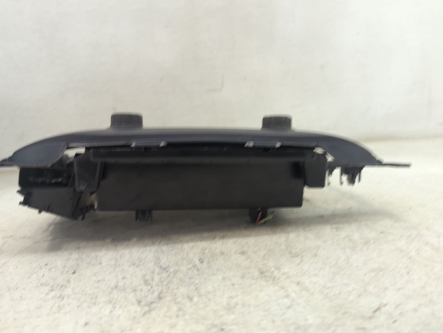2017-2019 Chevrolet Colorado Radio AM FM Cd Player Receiver Replacement P/N:84010114 Fits Fits 2017 2018 2019 2020 2021 OEM 