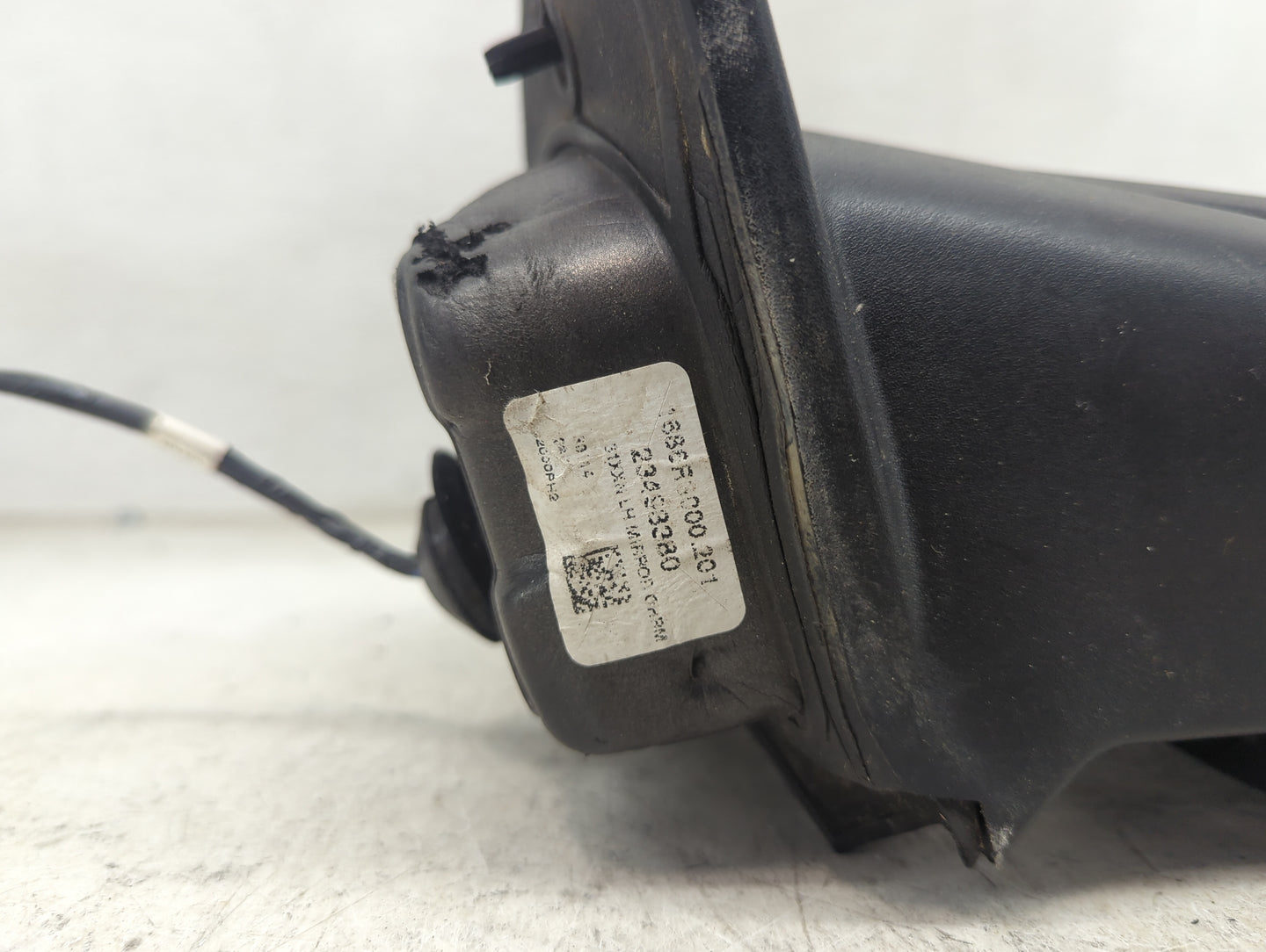 2017 Chevrolet Colorado Driver Side View Mirror - Left Door Mirror OEM Used - Oemusedautoparts1.com