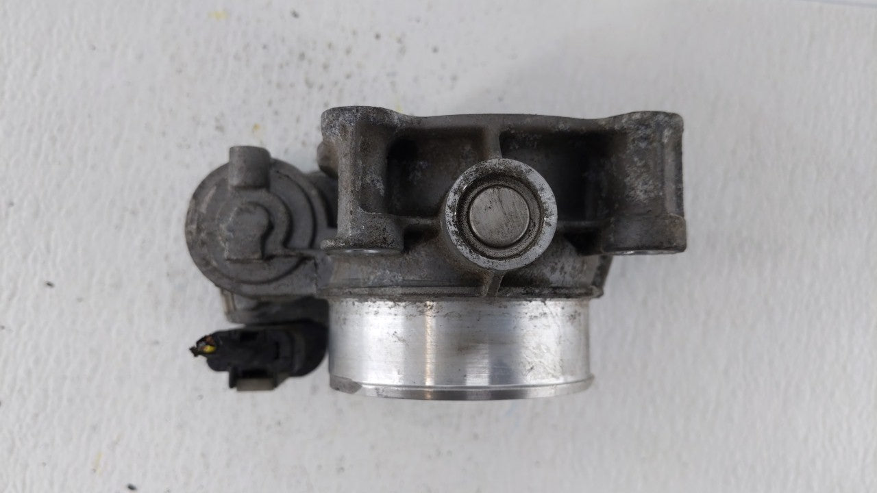 2016-2018 Chevrolet Colorado Throttle Body P/N:12670839AA Fits Fits 2016 2017 2018 2019 OEM Used Auto Parts - Oemusedautopar