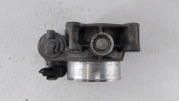 2016-2018 Chevrolet Colorado Throttle Body P/N:12670839AA Fits Fits 2016 2017 2018 2019 OEM Used Auto Parts