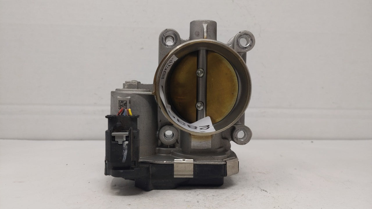 2016-2018 Chevrolet Colorado Throttle Body P/N:12670839AA Fits Fits 2016 2017 2018 2019 OEM Used Auto Parts - Oemusedautopar