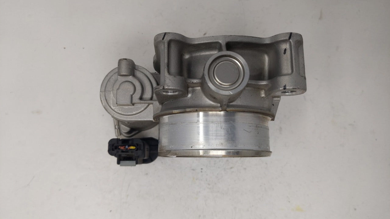 2016-2018 Chevrolet Colorado Throttle Body P/N:12670839AA Fits Fits 2016 2017 2018 2019 OEM Used Auto Parts - Oemusedautopar