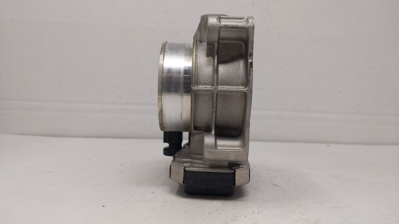 2016-2018 Chevrolet Colorado Throttle Body P/N:12670839AA Fits Fits 2016 2017 2018 2019 OEM Used Auto Parts - Oemusedautopar