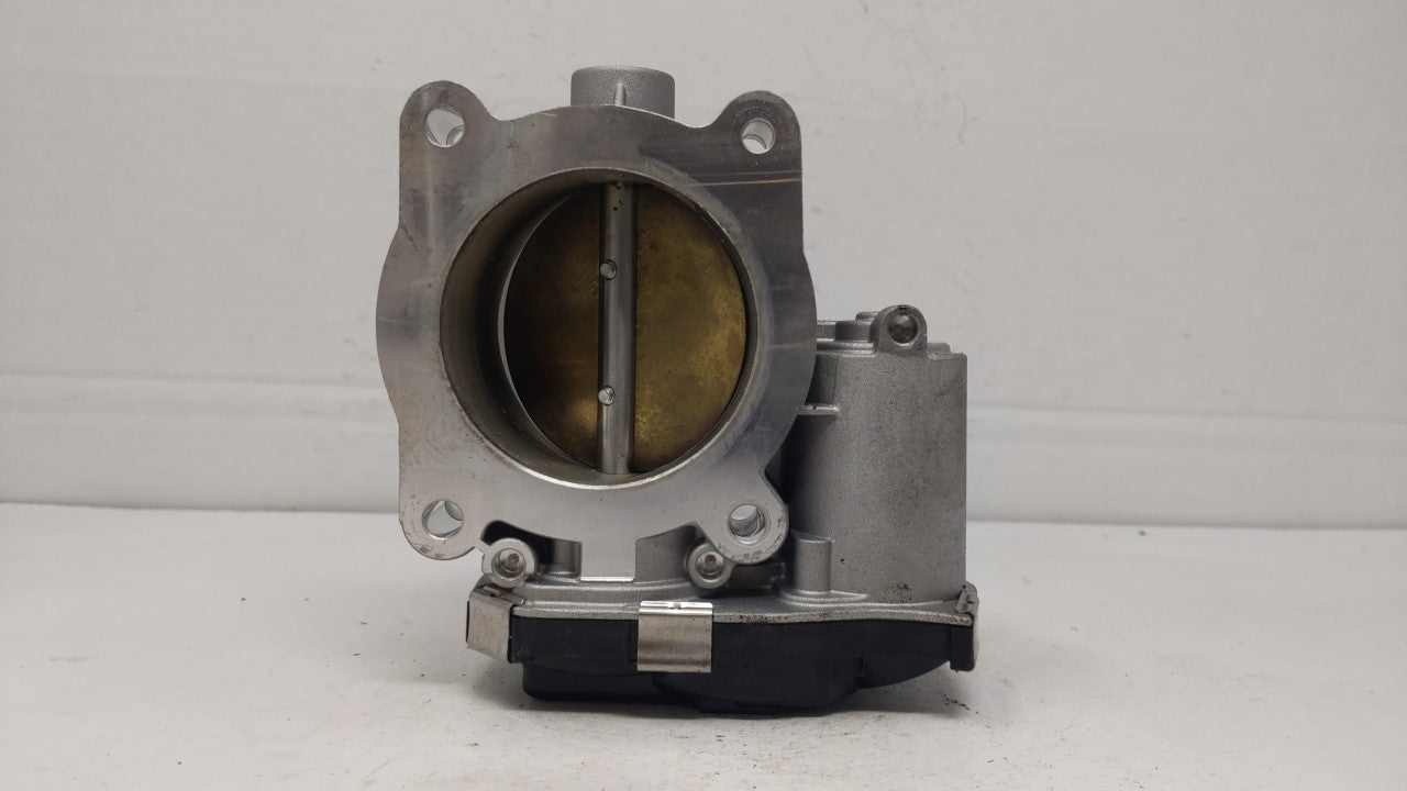 2016-2018 Chevrolet Colorado Throttle Body P/N:12670839AA Fits Fits 2016 2017 2018 2019 OEM Used Auto Parts - Oemusedautopar