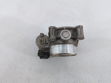 2016-2018 Chevrolet Colorado Throttle Body P/N:12670839AA 12627217DA Fits Fits 2016 2017 2018 2019 OEM Used Auto Parts