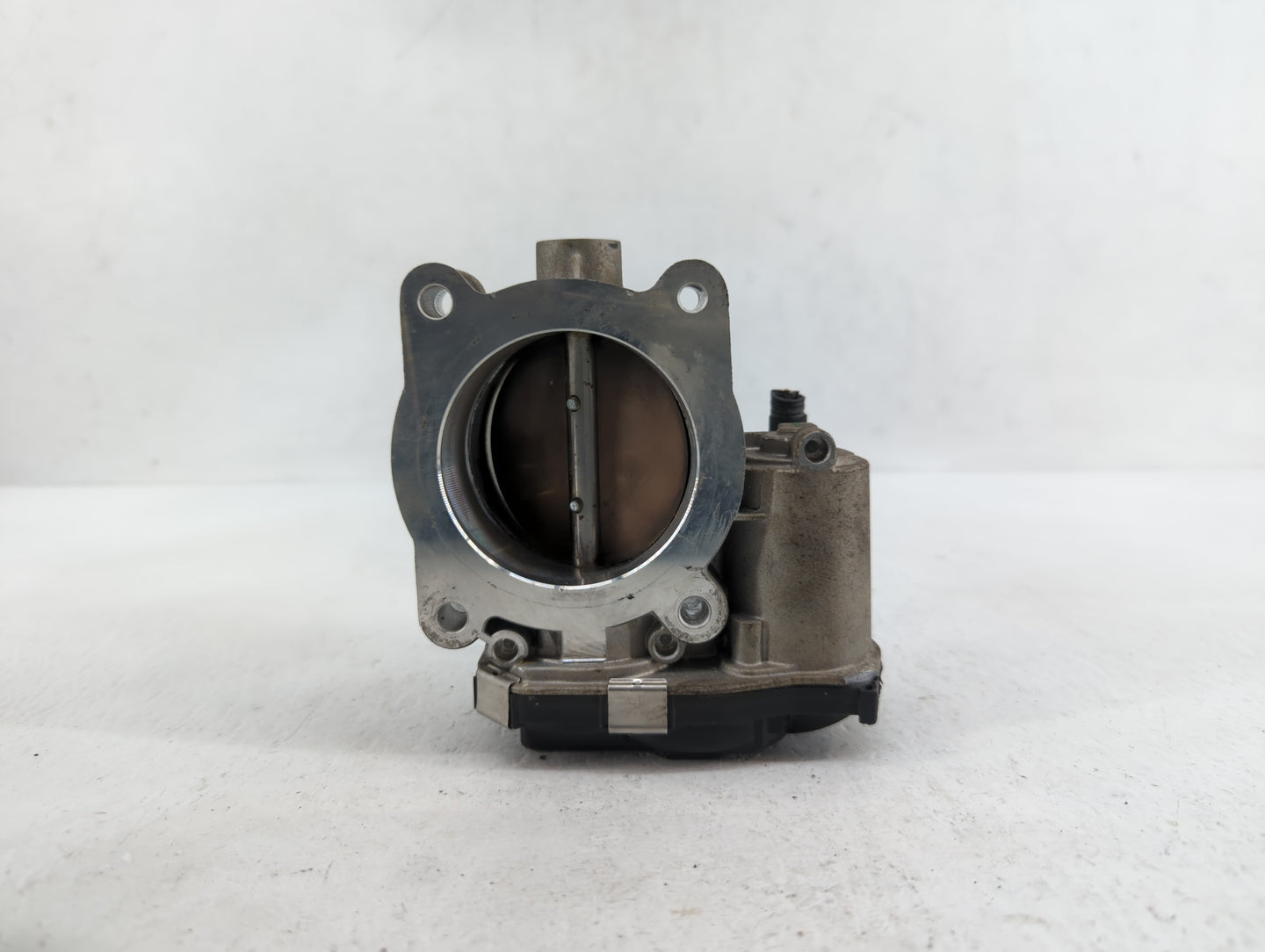 2016-2018 Chevrolet Colorado Throttle Body P/N:12670839AA 12627217DA Fits Fits 2016 2017 2018 2019 OEM Used Auto Parts - Oem