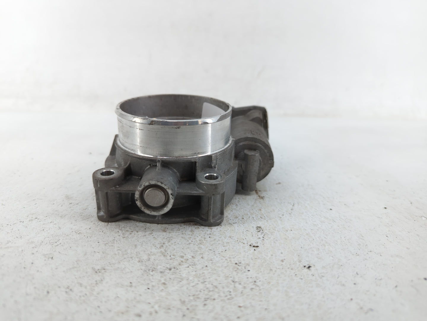 2017-2022 Chevrolet Colorado Throttle Body P/N:12671014 12648414 Fits Fits 2016 2017 2018 2019 2020 2021 2022 OEM Used Auto 