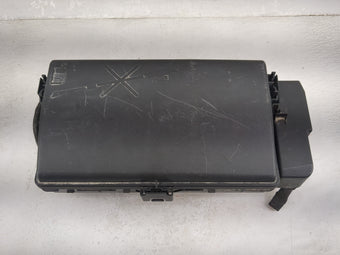 compare product 2015-2019 Chevrolet Colorado Fusebox Fuse Box Panel Relay Module P/N:13500127 13500128, 13500113 Fits Fits 2015 2016 2017 2019 OEM Used Auto Parts