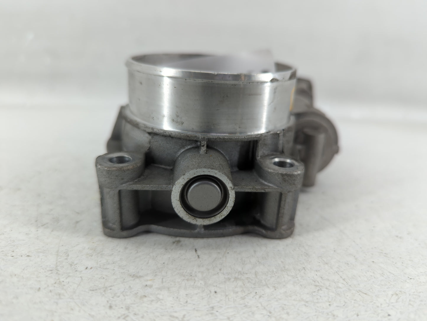 2017-2022 Chevrolet Colorado Throttle Body P/N:12671014 Fits Fits 2016 2017 2018 2019 2020 2021 2022 OEM Used Auto Parts - O