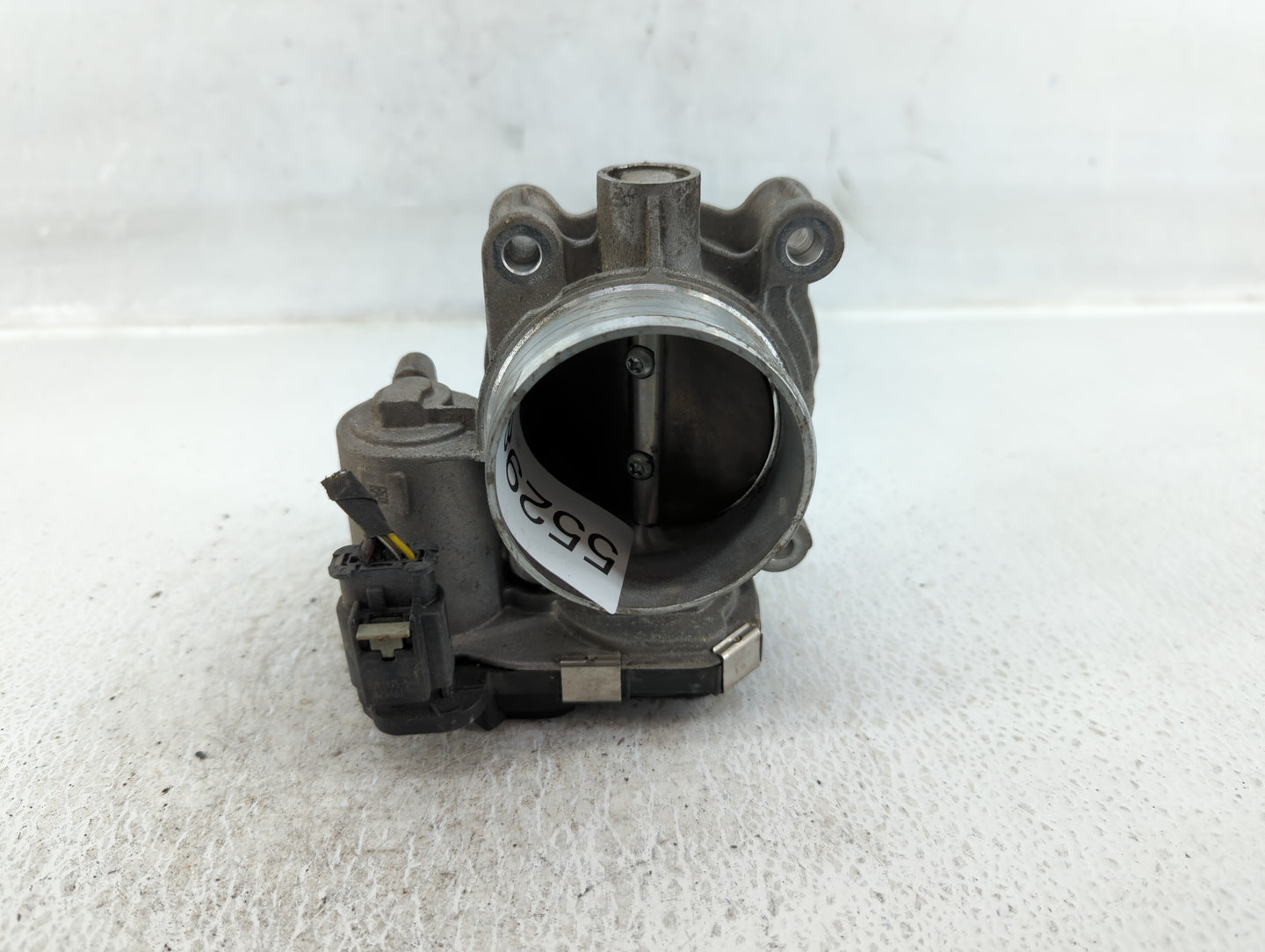 2016-2022 Chevrolet Colorado Throttle Body Fits Fits 2016 2017 2018 2019 2020 2021 2022 OEM Used Auto Parts - Oemusedautopar