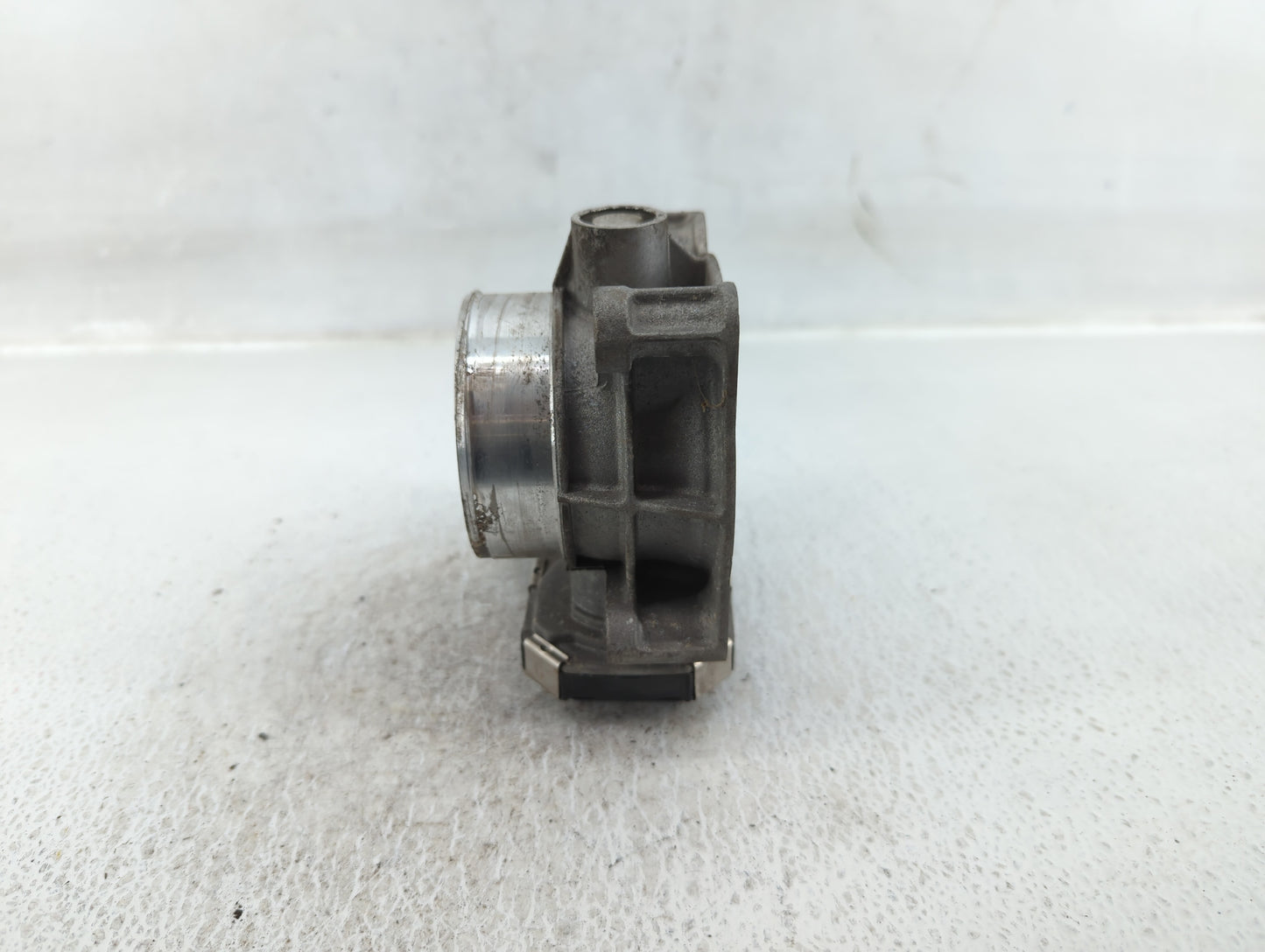 2016-2022 Chevrolet Colorado Throttle Body Fits Fits 2016 2017 2018 2019 2020 2021 2022 OEM Used Auto Parts - Oemusedautopar