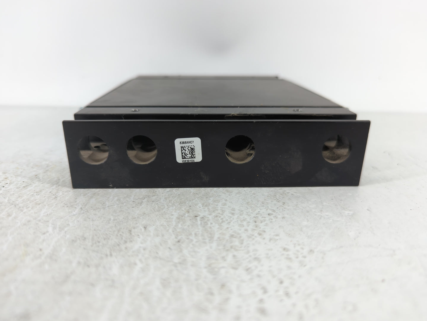 2017-2019 Chevrolet Colorado Am Fm Cd Player Radio Receiver - Oemusedautoparts1.com