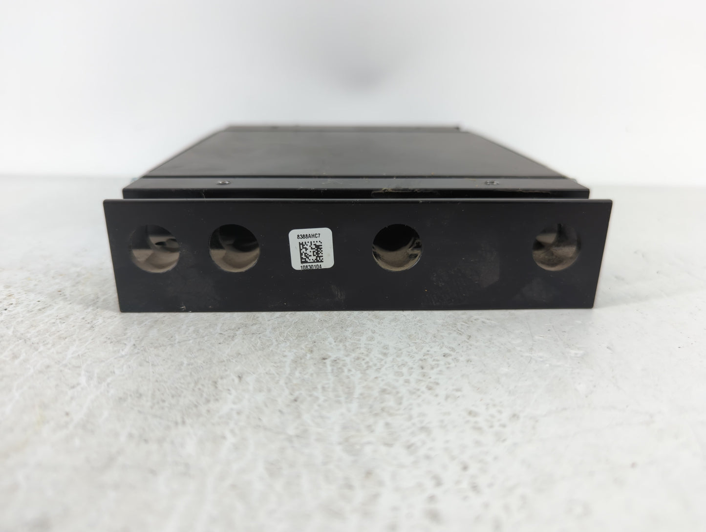 2017-2019 Chevrolet Colorado Am Fm Cd Player Radio Receiver - Oemusedautoparts1.com