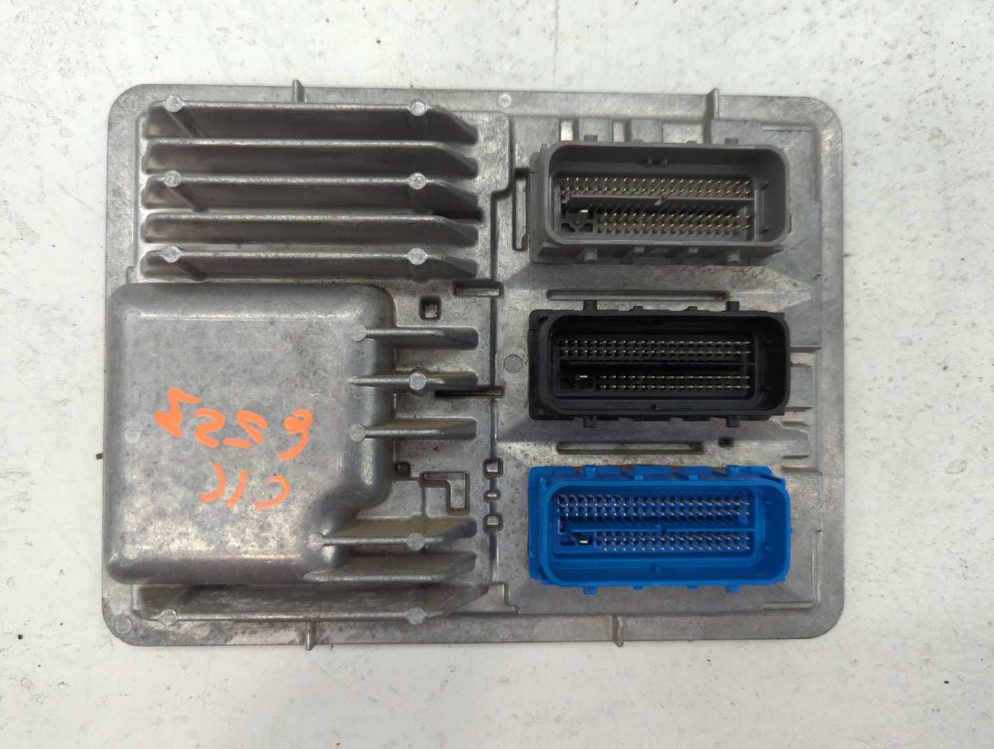 2017-2022 Chevrolet Colorado PCM Engine Control Computer ECU ECM PCU OEM P/N:12686384 Fits Fits 2017 2018 2019 2020 2021 202