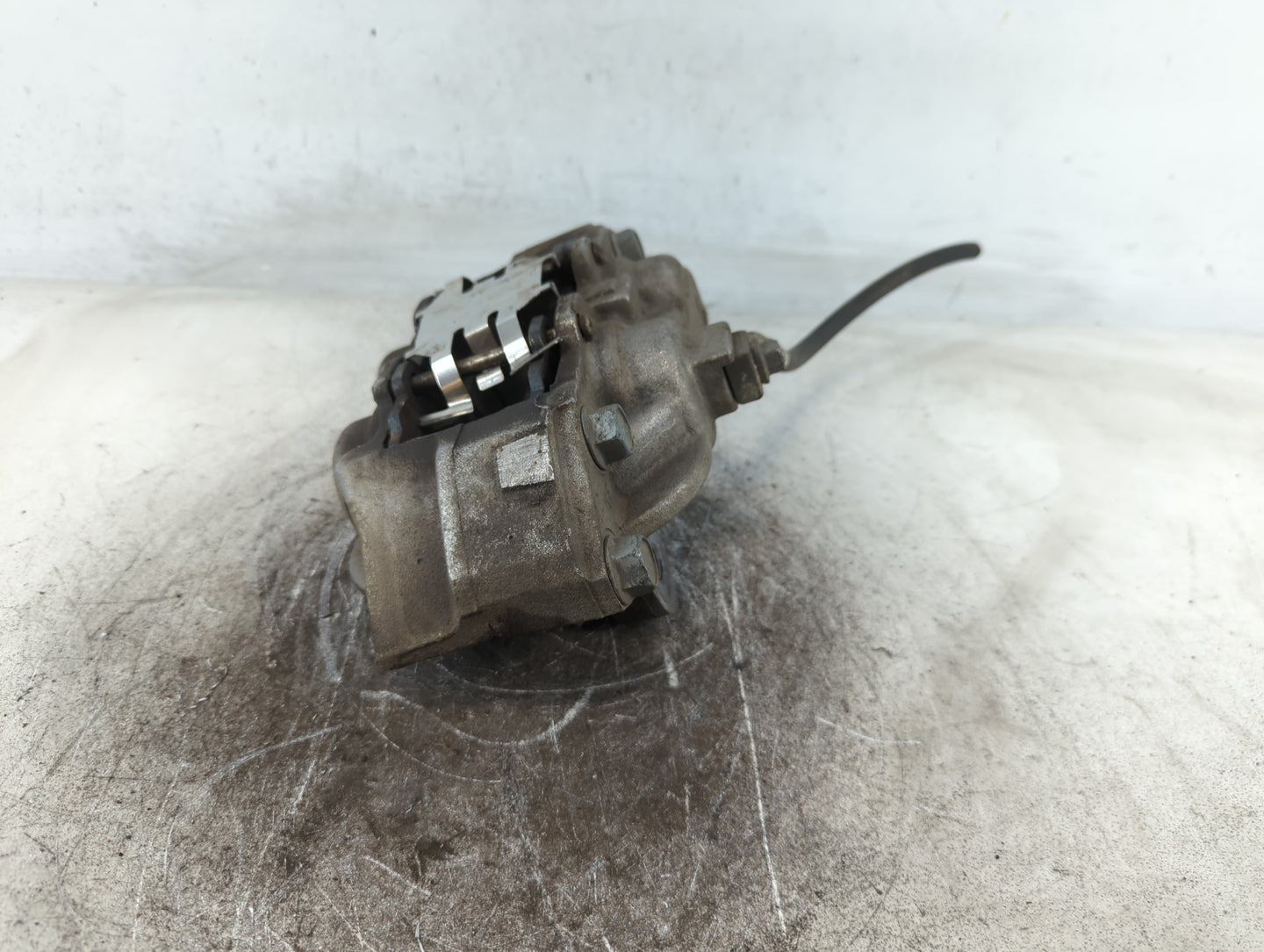 2015-2022 Chevrolet Colorado Front Driver Left Brake Caliper - Oemusedautoparts1.com