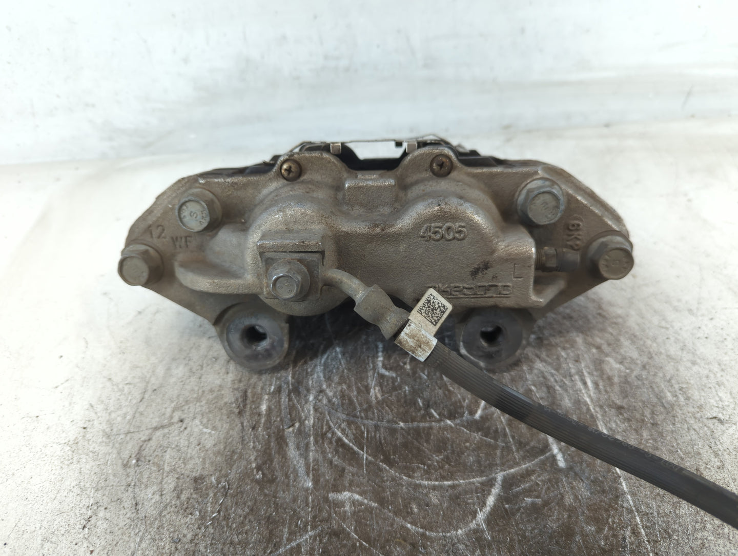 2015-2022 Chevrolet Colorado Front Driver Left Brake Caliper - Oemusedautoparts1.com