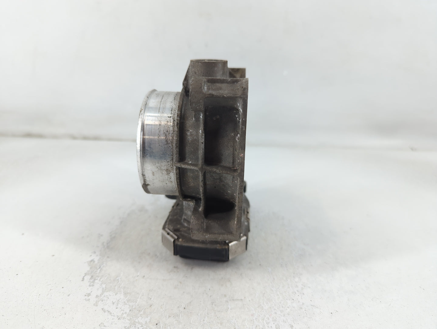 2016-2022 Chevrolet Colorado Throttle Body P/N:12627217DA Fits Fits 2016 2017 2018 2019 2020 2021 2022 OEM Used Auto Parts -